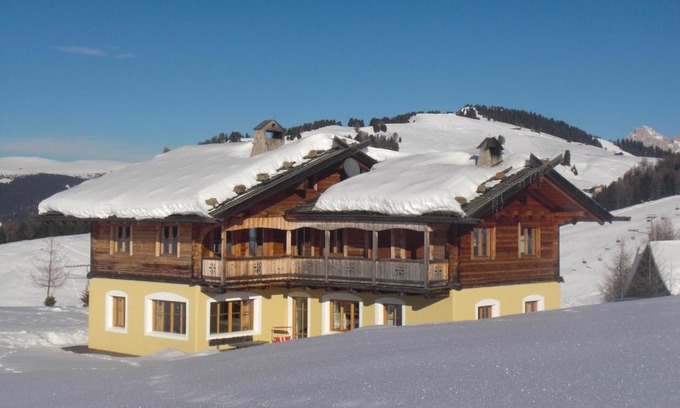 Compaccio Apartment | Appartements Karbon