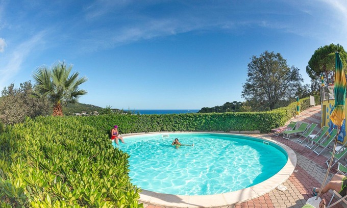 Marina di Andora Apartment | Appartements mit Veranda, Andora