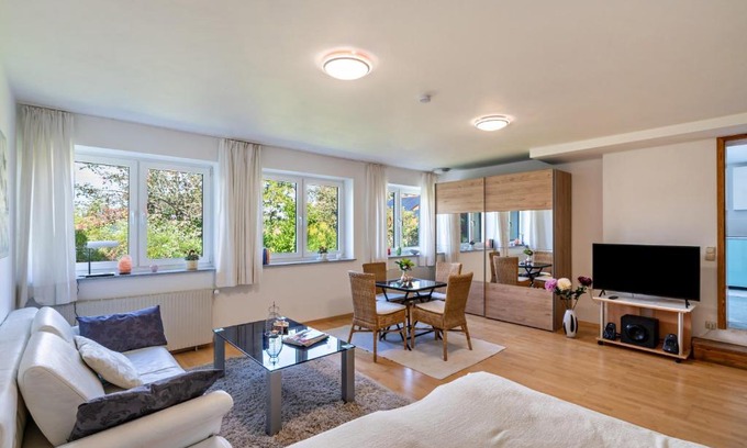 Munchen District Apartment | Appartment Piano