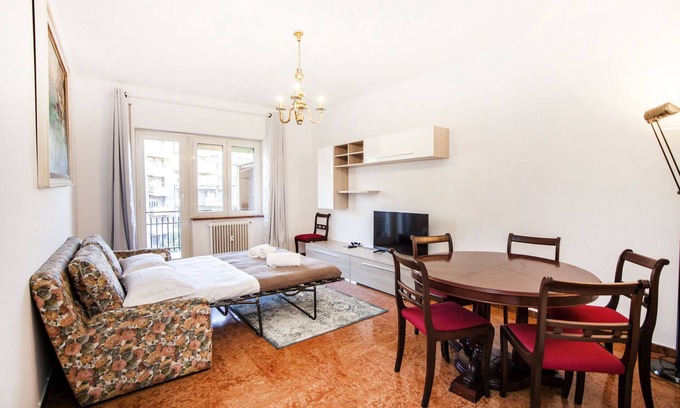 Tuscolano Apartment | Appia Near Underground Station