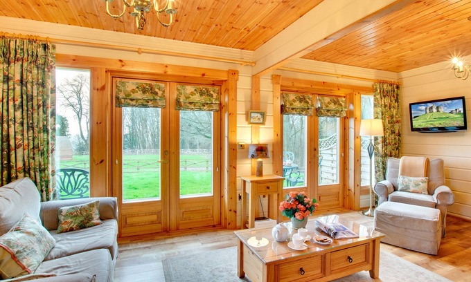 Morpeth Cottage | Apple Tree Lodge
