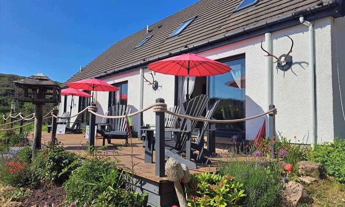 Applecross House | Applecross Holiday Home, sleeps 14 (7 en suite bedrooms)