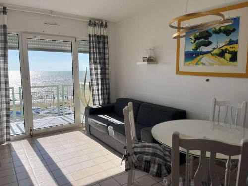 Quartier du Casino Apartment | Appt 2 pièces CHATELAILLON PLAGE - CL040-R24