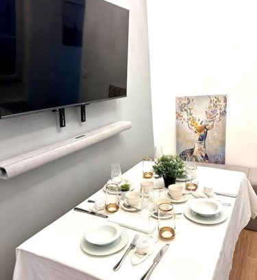 Saint-Vincent-de-Paul Apartment | Appt rénové proche Montmartre Gare du Nord et EST