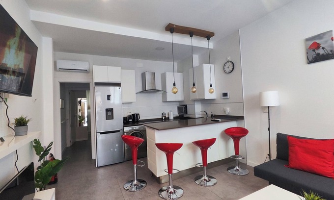 Pueblo Nuevo Apartment | Apt. Wizink Airport Fair Center