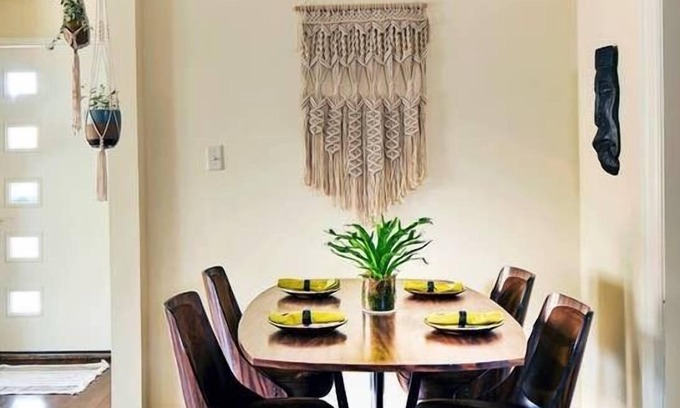 Crestline Heights Apartment | Apt5@EdenBrae-📷Perfect & 🐶👍-Best Retreat in Bhm