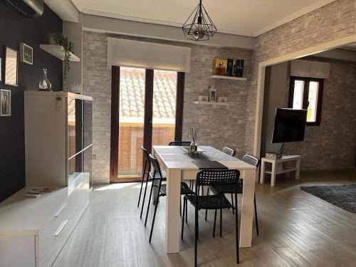 San Lorenzo Apartment | Apto Familiar Balcones a la Muralla