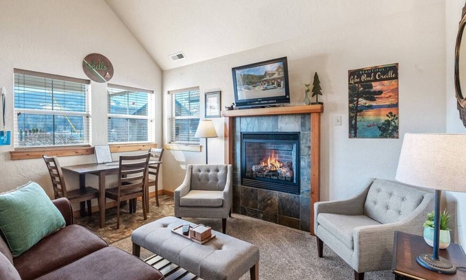 Dover Bay House | Aqua Duck - Courtyard Beach Bungalow