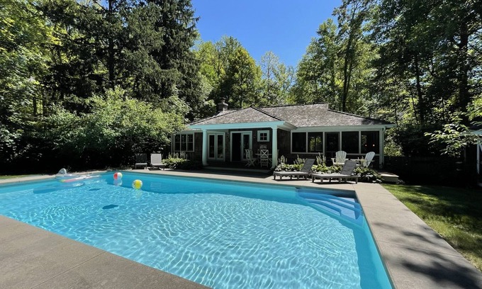 Harbert House | Aqua Heated Pool Private Assoc Beach Screened porch Gas Fire pit