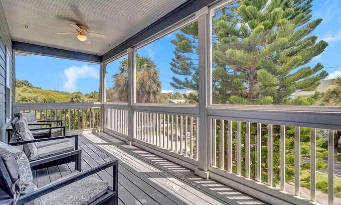 St. Augustine House | Aqua Vista - Cozy beach home w/BBQ & large deck