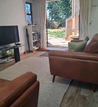 Plimmerton Bed & Breakfast | Aquavilla Studio