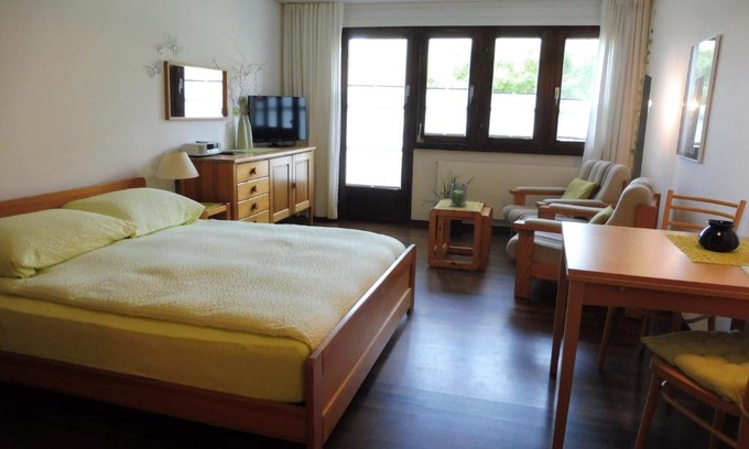 Ernen Apartment | Aragon V149