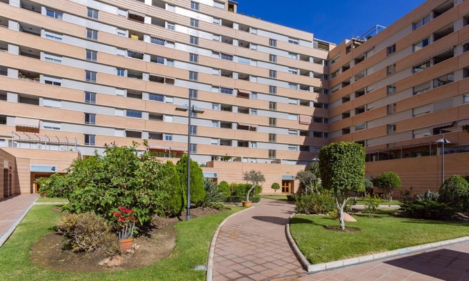 Cruz de Humilladero Apartment | Araucaria Garden & Parking, the most sought-after area of malaga