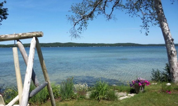 Lake Township House | Arborvitae Point