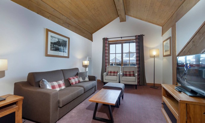 Arc-1950 Apartment | Arc 1950: 3-room apartment, 6 pers, ski access, jacuzzi, parking