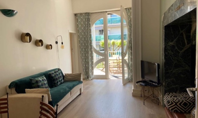 Le Moulleau Apartment | ARCACHON LE MOULLEAU APARTMENT RENOVATES TERRACE AND PARKING FOR 6 PEOPLE