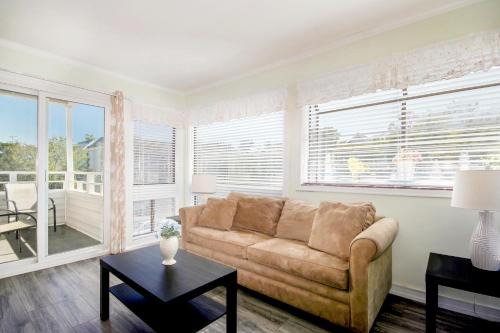 Myrtle Beach Apartment | Arcadian Dunes 02-207