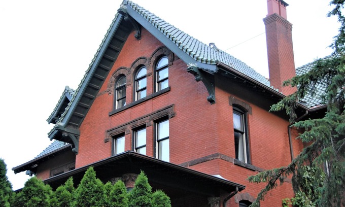 Downtown Minneapolis House | Architect's 3 Story Brownstone 4B4B Loring Heights