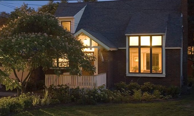 Jamaica Plain House | Architectural, Wheelchair Accessible, Charming House, Lovely Boston Neighborhood