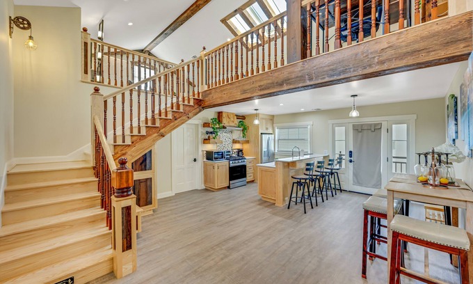 Altadena House | Architecture Gem Hollywood Universal Studio