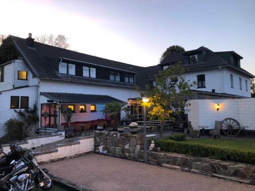 Montenau House | ArdennerHof 40 personen