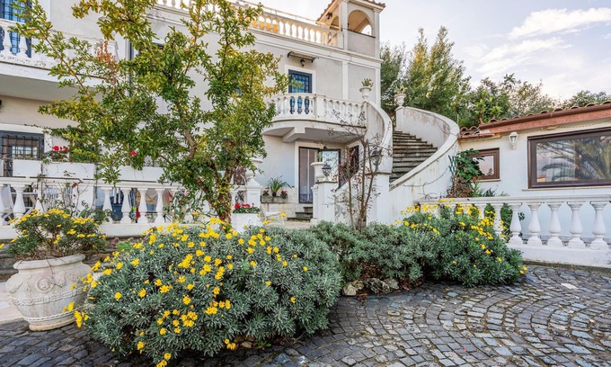 Borghesiana House | Are you dreaming of a peaceful couple's vacation in beautiful surroundings? Then this vacation apart