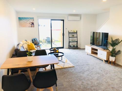 Addington Apartment | Arena,Railway Station Townhouse with Free car park