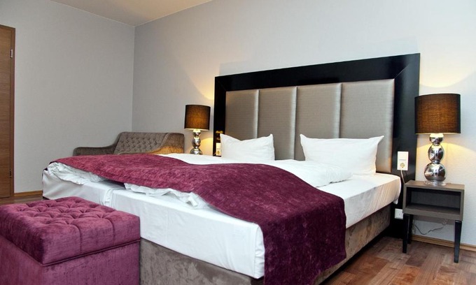 Nordend Hotel | Arena Villa am Wasserpark