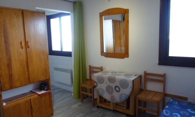 Arette Apartment | Arette: Apartment 4/5 pers, ski-in/out, elevator, parking, microwave/grill