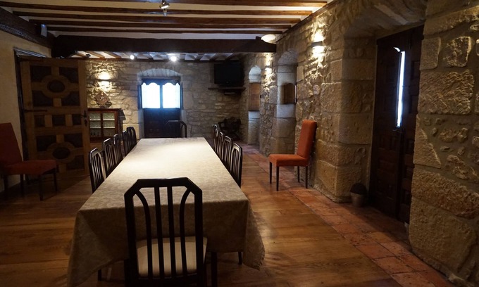 La Puebla De Arganzon House | Arganzón Plaza