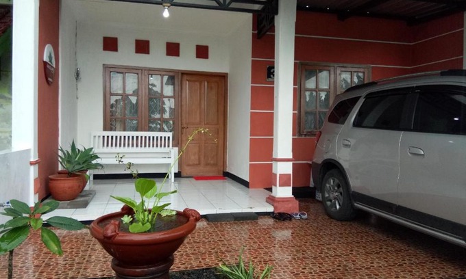 Tawangmangu House | Argolawu Homestay