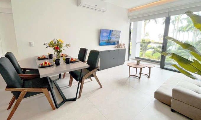 Flamingos Apartment | Aria 216 Del Mar