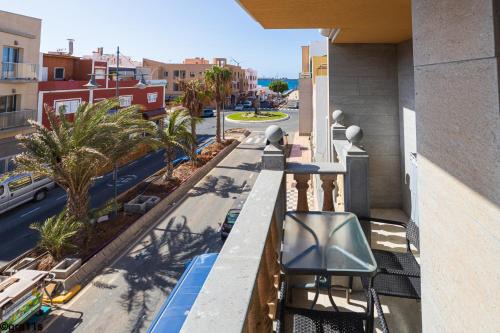 Playa de Arinaga Apartment | Arinaga Beach - Sea View & Terrace Apartment
