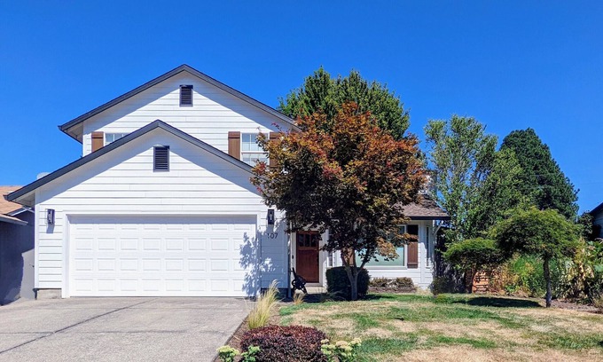 Newberg House | Arioso House - A Home To Inspire Creativity & Joy For Your Visit