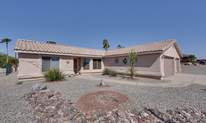Lake Havasu City House | Arizona Retreat w/Casita ~ 2 Mi to Lake Havasu