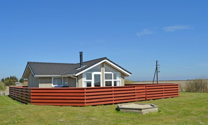 Lakolk House | "Arnkil" - 700m from the sea by Interhome