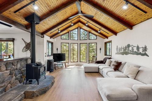 Glencoe House | Arnold Adventure House