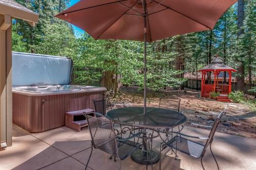 Glencoe House | Arnold Schwartzencabin