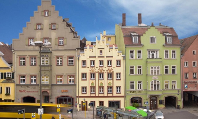 City Centre Regensburg Apartment | Arnulfsplatz Aparts