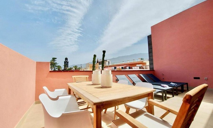 Puerto de la Cruz Apartment | Aromas Suites Apartments Atic
