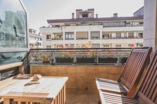 Antiguo Apartment | Arriola - Local Rentss