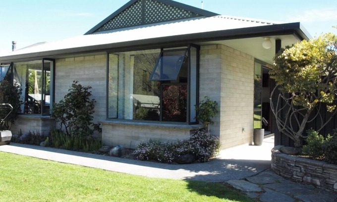 Arrowtown House | Arrowtown holiday home away from home