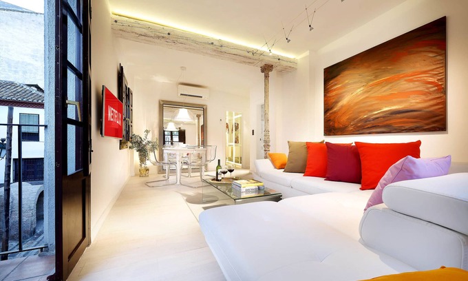 Sacromonte Apartment | ART CHAPIZ I-Sunny Luxury Apartment-Albayzin. Alhambra views. Parking!