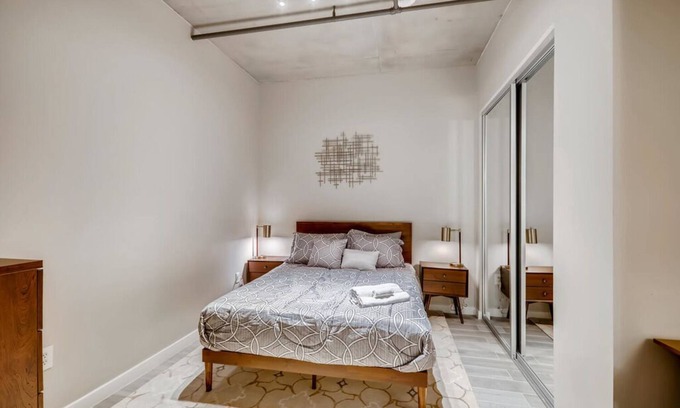 Downtown Las Vegas Condo | artfully innovating new condominium in downtown Las Vegas