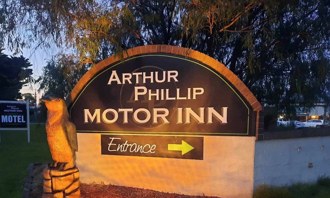 Cowes Hotel | Arthur Phillip Motor Inn