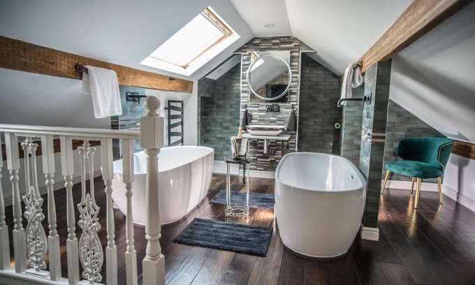 Churchtown Hotel | Arthur's Bar & Accommodation