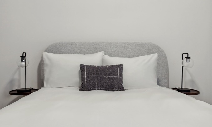 Music Row Apartment | Artisan Music Row | Queen 1 Bedroom | Nashville