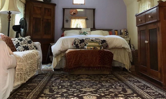 White Sulphur Springs Cabin | Artist Retreat in New York: Cabin 1