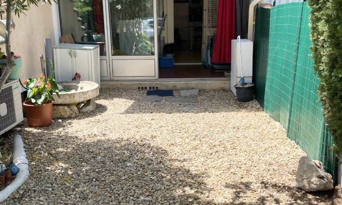 Le Grau-Du-Roi Apartment | AS21515-Studio cabin with garden et private parking