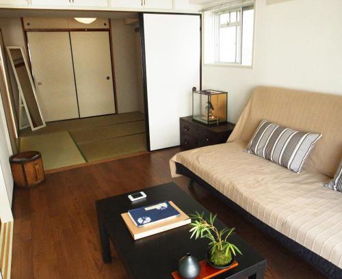 Ikebukuro Apartment | Asayake